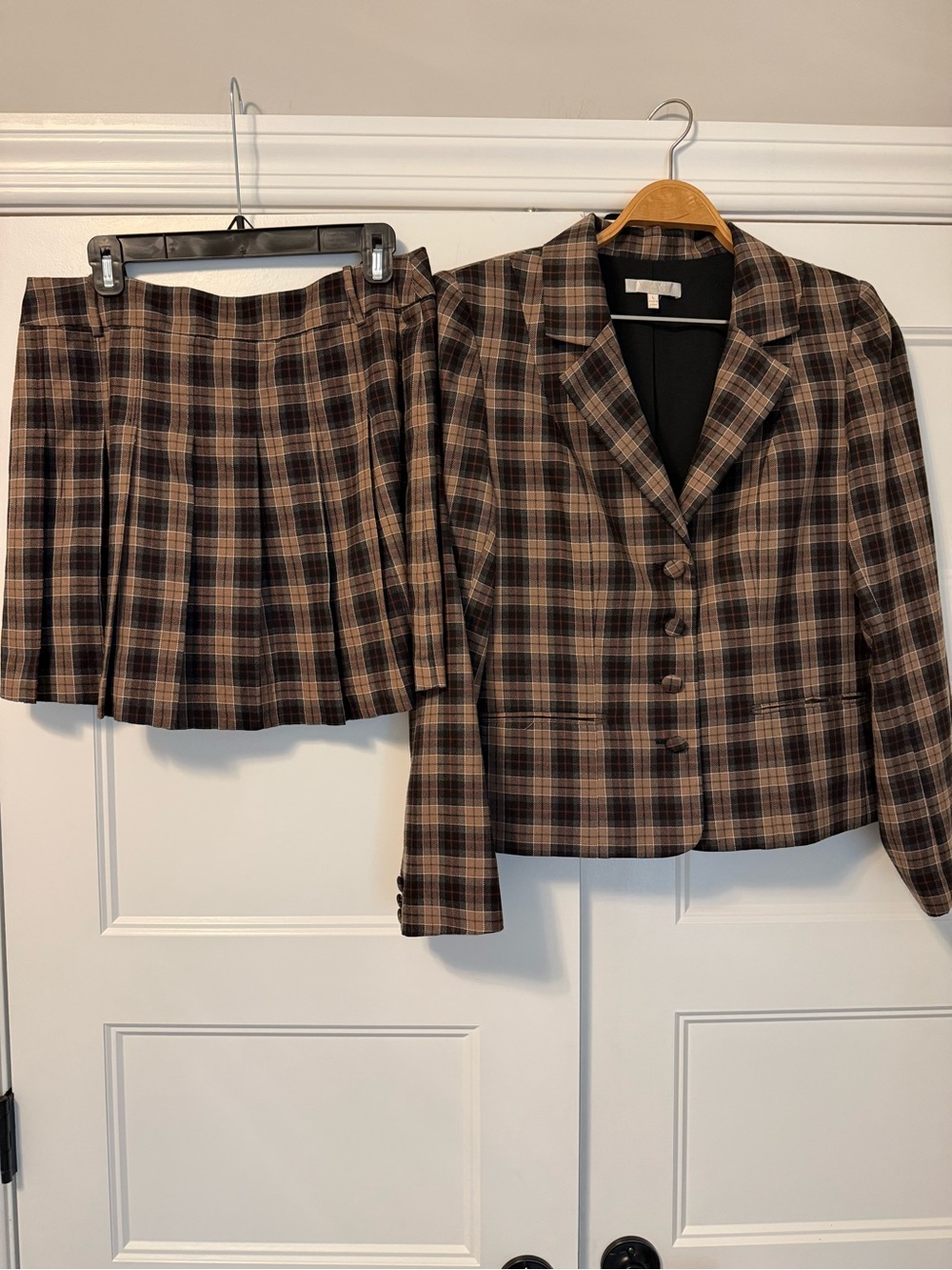 Wayf Brown Plaid Tailored Blazer - Picture 4 of 6